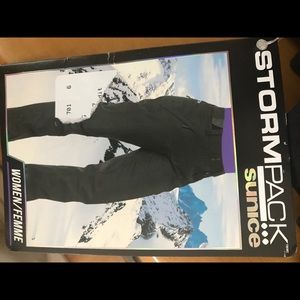 Snow pants- brand new